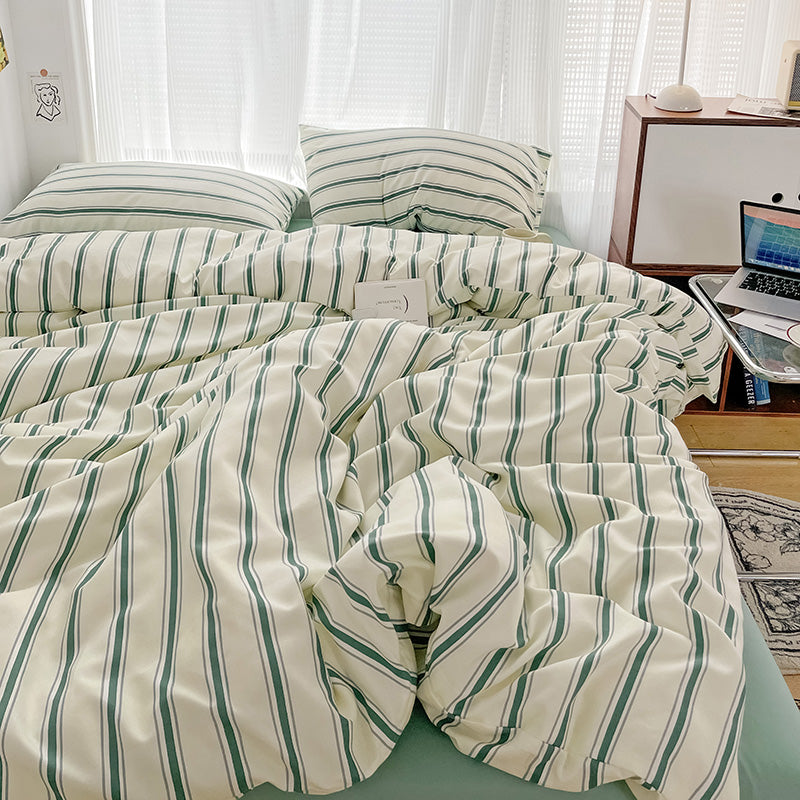 Classic Stripes Bedding Set