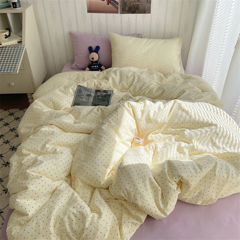 Dotted Charm Bedding Set