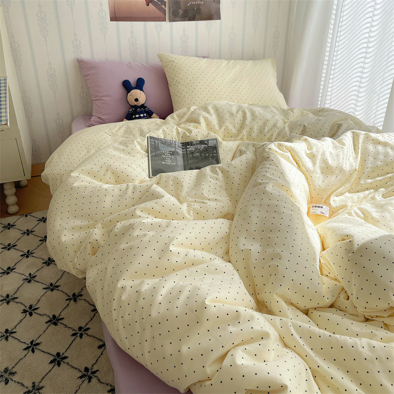 Dotted Charm Bedding Set