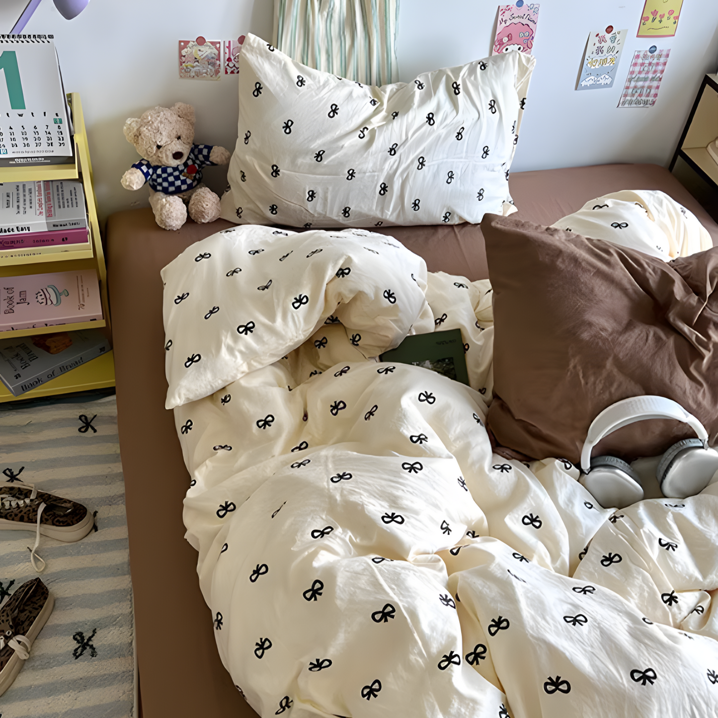 Cozy Ribbon Charm Bedding Set