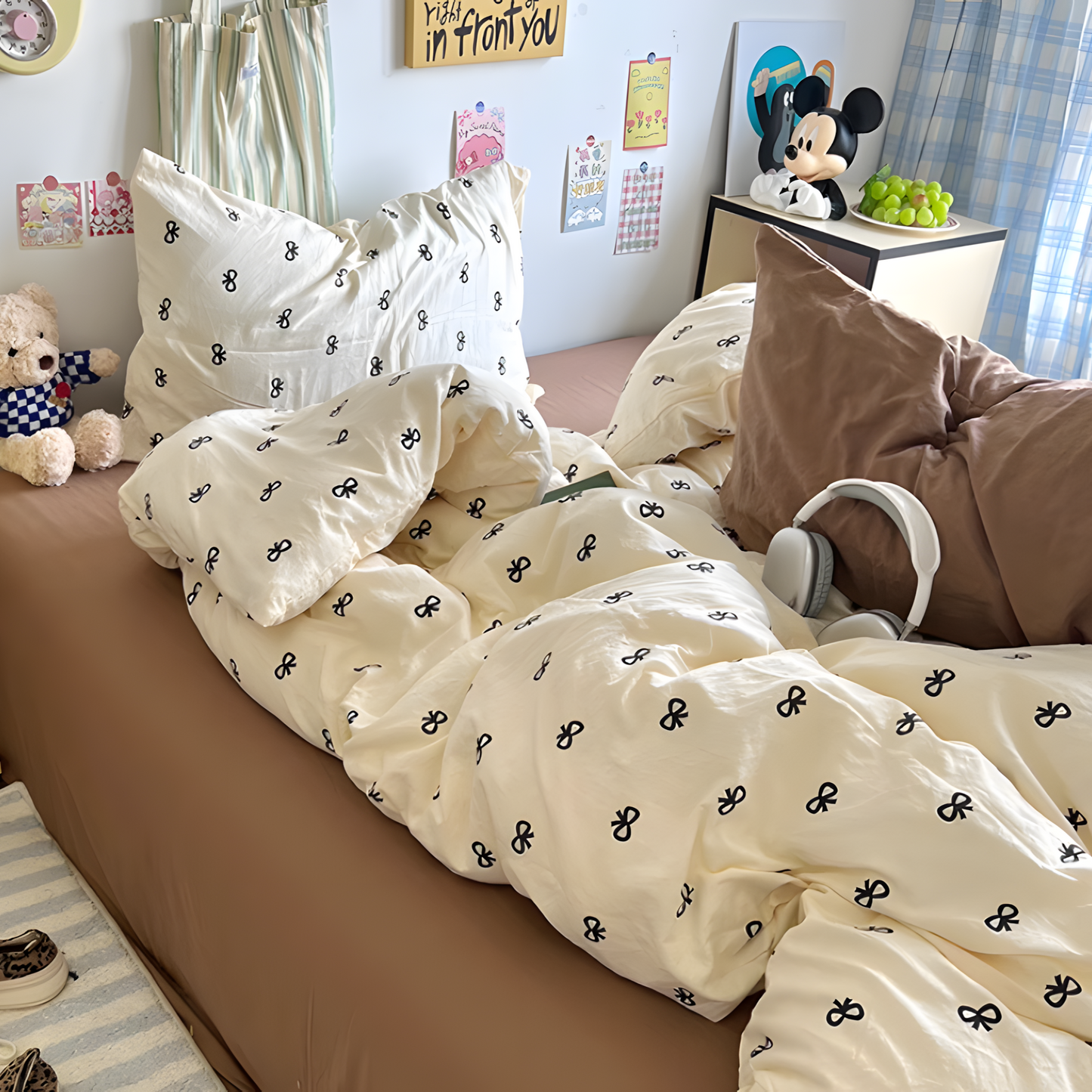 Cozy Ribbon Charm Bedding Set