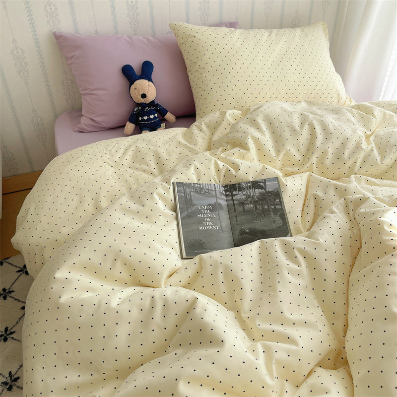 Dotted Charm Bedding Set