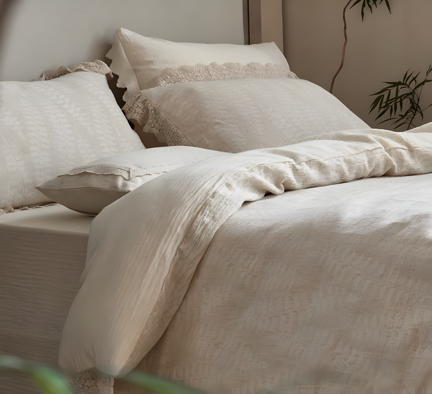 Charm Embroidered Bedding Set