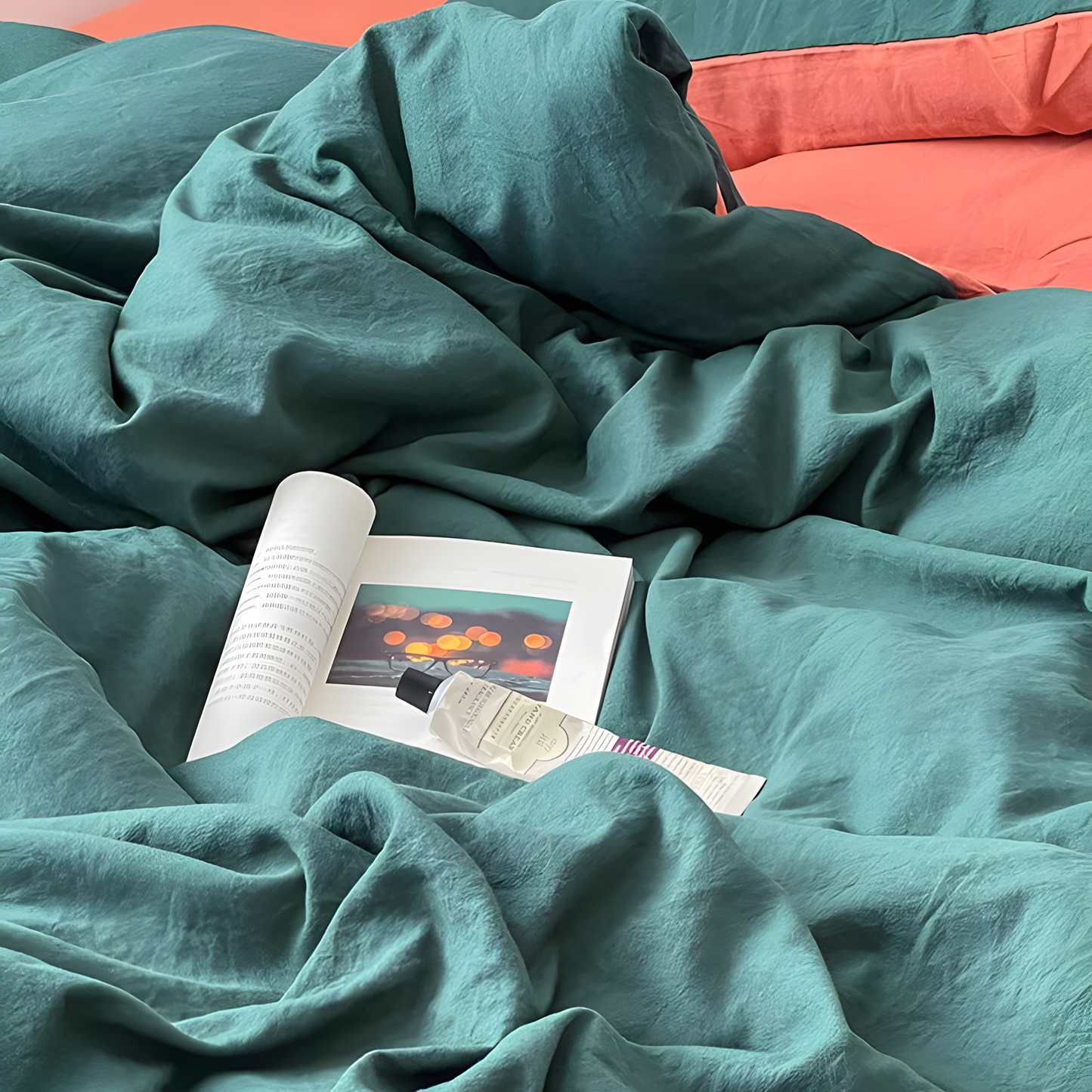 Two-Tone Bedding Set | Green Base with Contrast Options