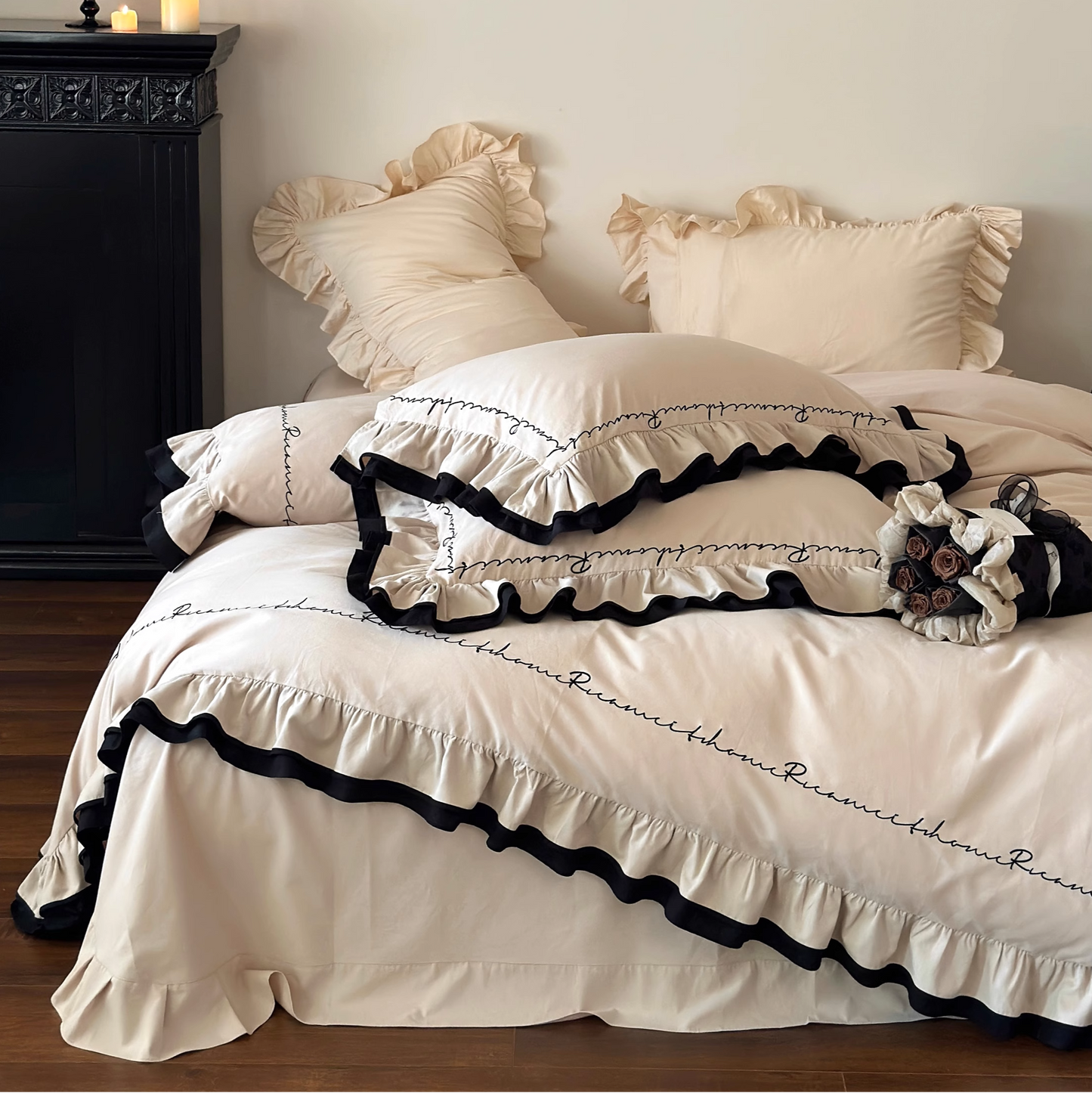 Noir Elegance Ruffle Bedding Set
