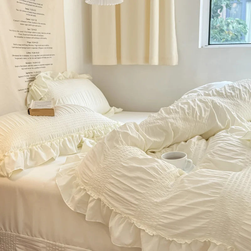 Textured Ruffled Bedding Set