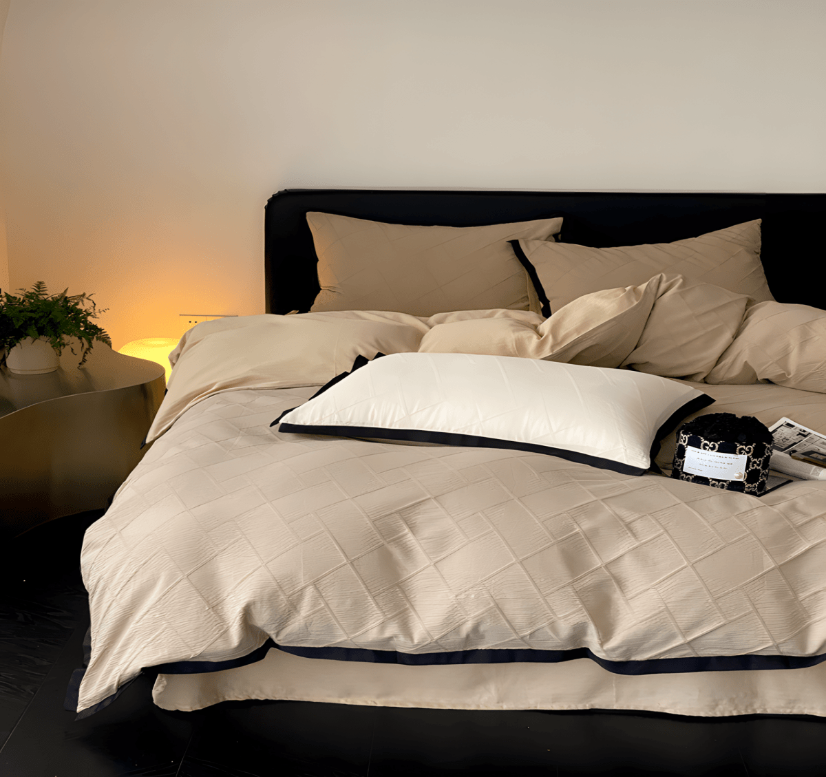 Luxe Noir Diamond Cotton Bedding Set - WhisperLinens