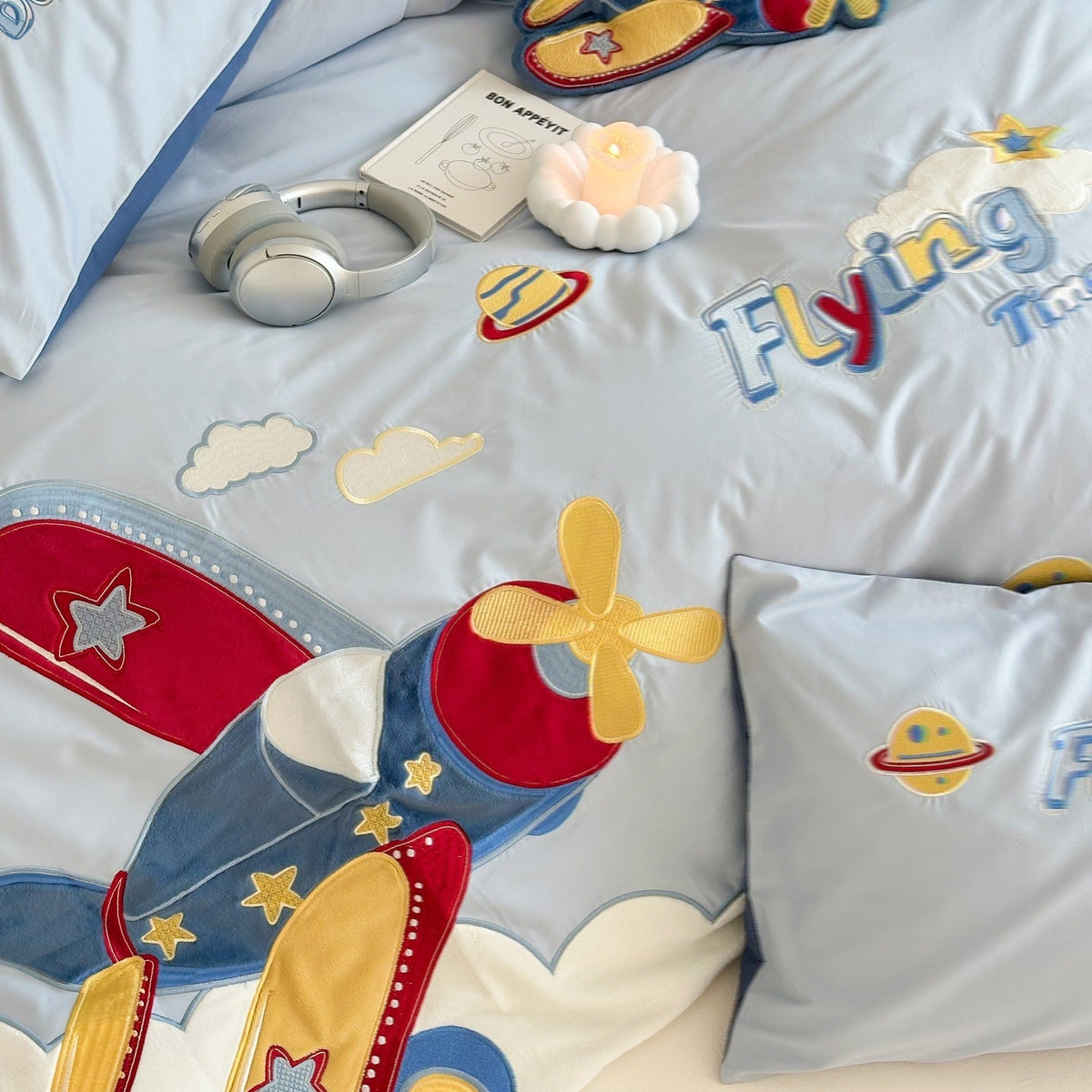 Skylark Airplane Appliqué Cotton Bedding Set - WhisperLinens