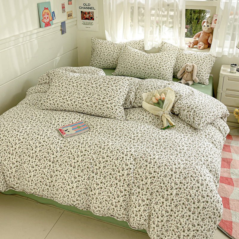 Vintage Blossom Bedding Set - WhisperLinens