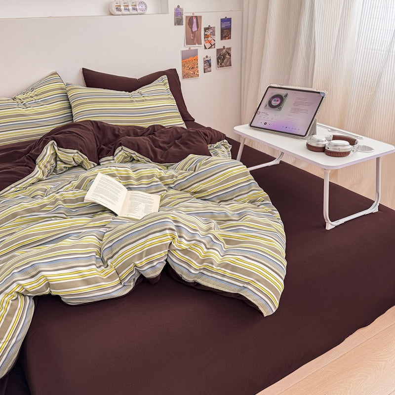 Retro Stripe Bedding Set