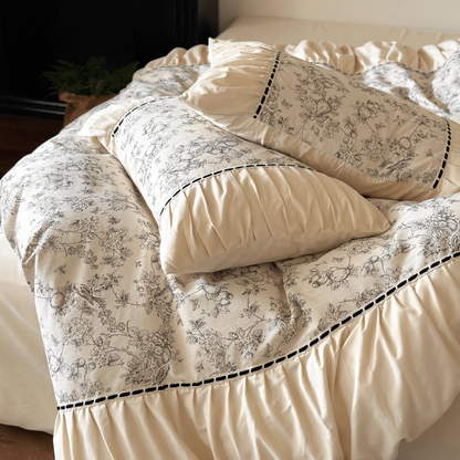 Parisian Elegance Bow-Tie Bedding Set / Cream White