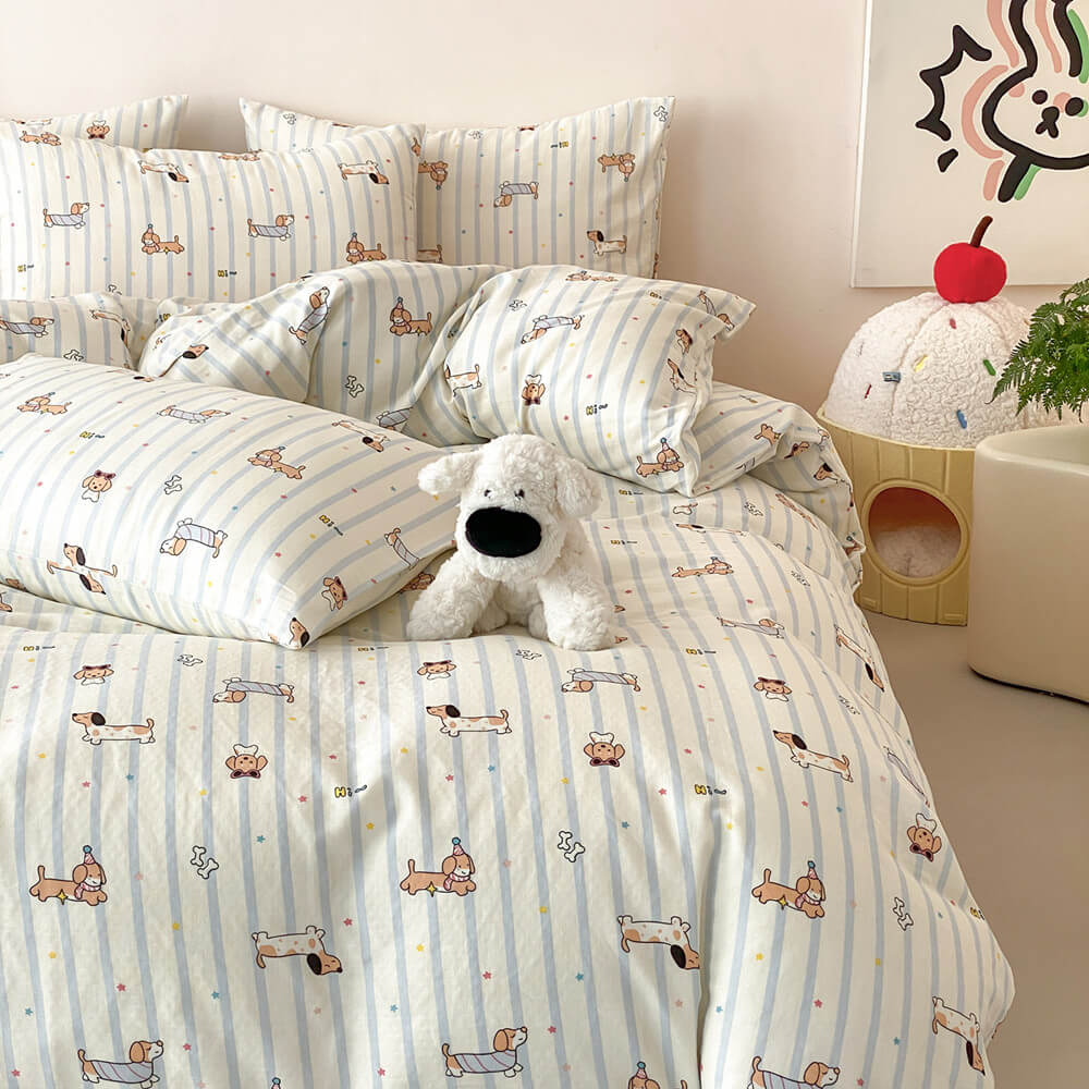 Biscuit Dachshund Stripe Cotton Bedding Set - layered striped pillowcases and duvet cover - WhisperLinens