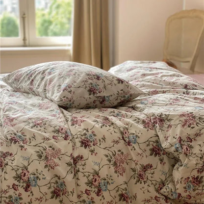 Vintage Floral Elegance Bedding Set