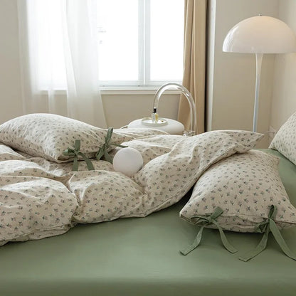 Nature's Embrace Bedding Set