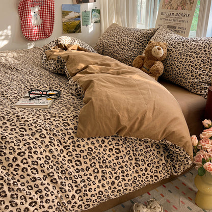 Vintage Leopard Print Bedding Set
