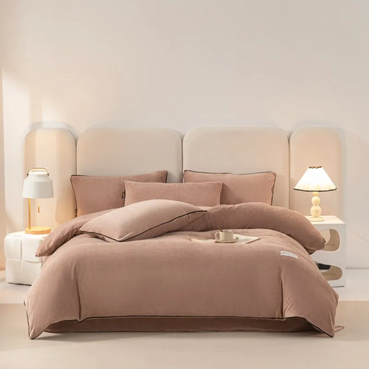 Plush Velvet Bedding Set / Beige