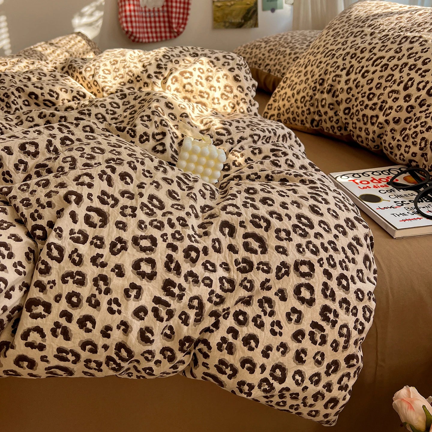 Vintage Leopard Print Bedding Set