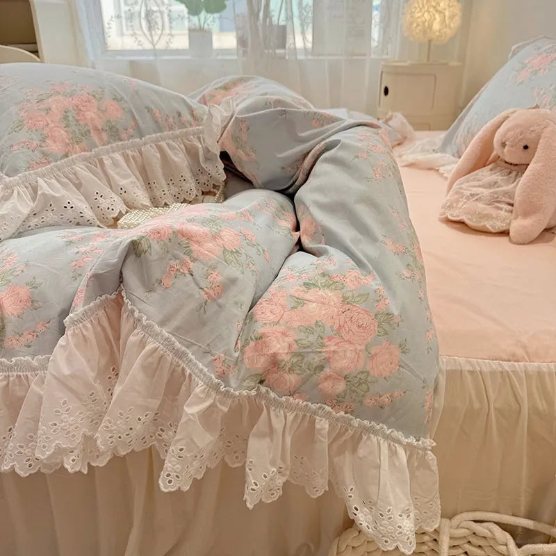 Romantic Lace Floral Bedding Set / Blue & Pink