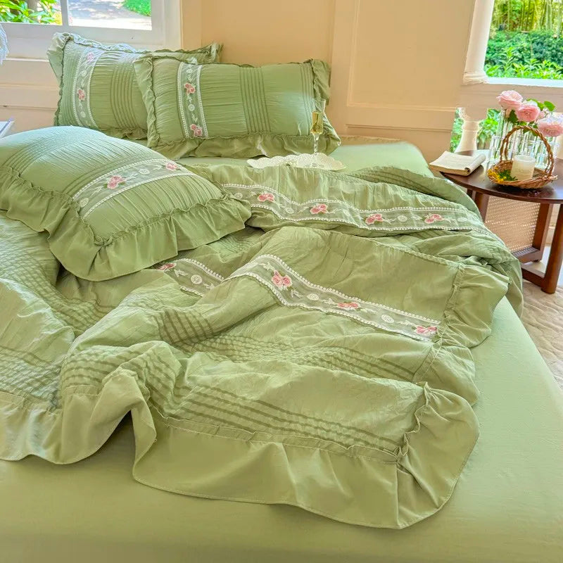 Romantic Ruffle Bedding Set