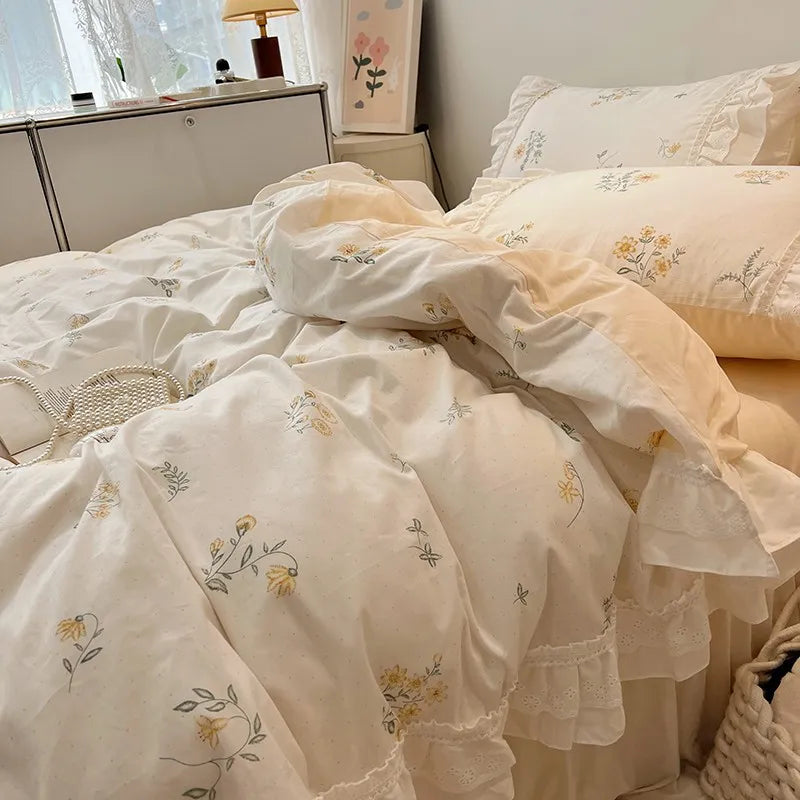 Golden Blossom Bedding Set