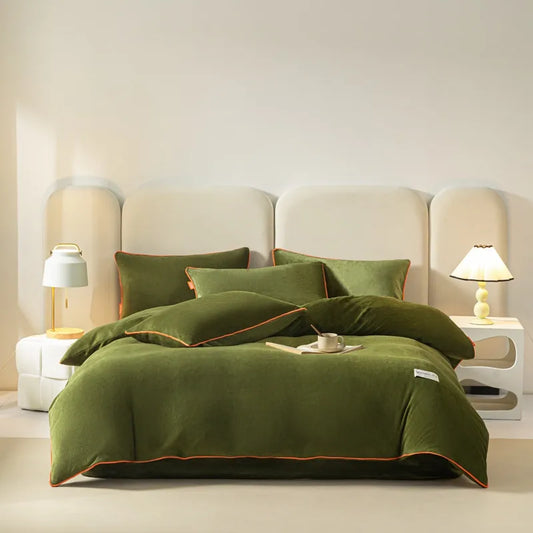 Plush Velvet Bedding Set / Dark Green