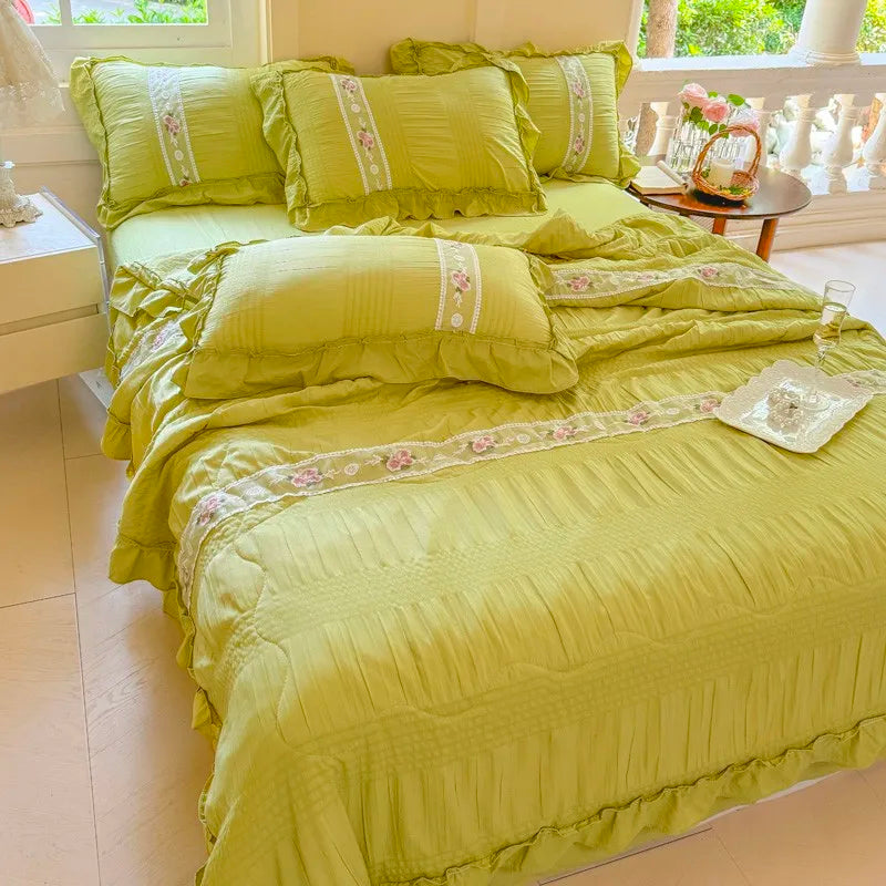 Romantic Ruffle Bedding Set