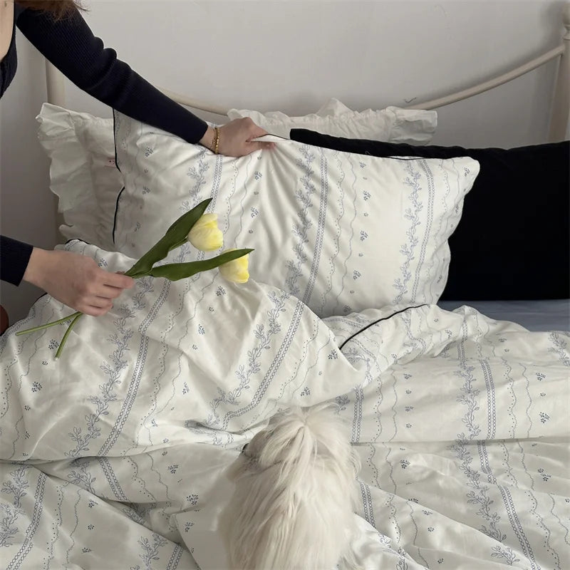 White Floral Ruffle Cotton Bedding Set.