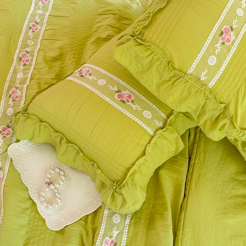 Romantic Ruffle Bedding Set