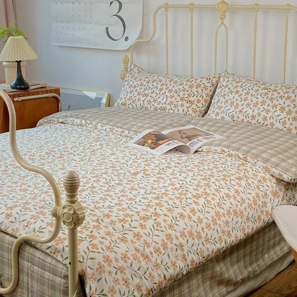 Golden Meadow Bedding Set