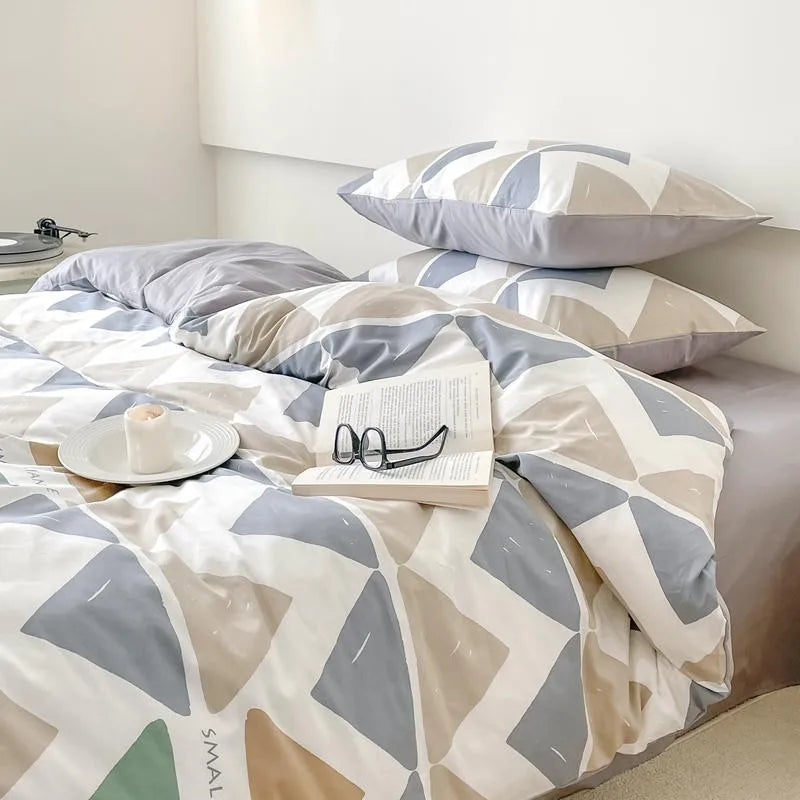 Neutral Chevron Bedding Set