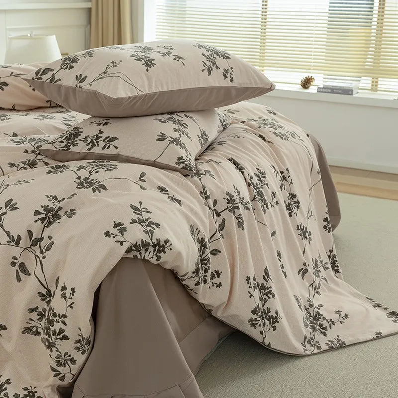 Sandy Branches Bedding Set