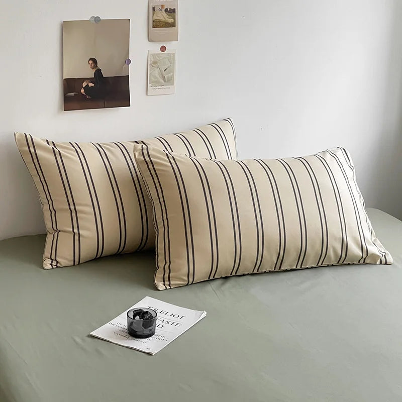 Cream & White Lines Striped Bedding Set – Cafe Inspired