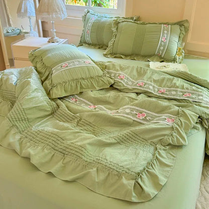 Romantic Ruffle Bedding Set