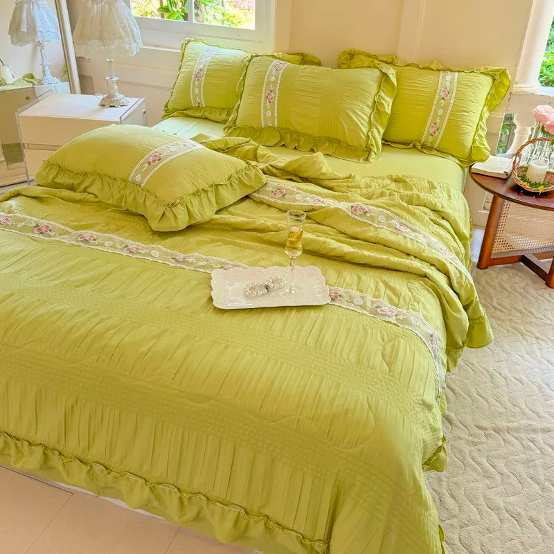 Romantic Ruffle Bedding Set