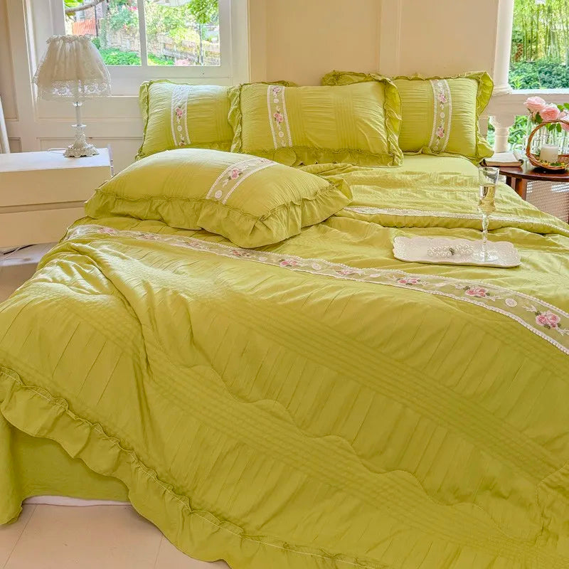 Romantic Ruffle Bedding Set