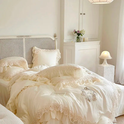 Victorian Elegance Bedding Collection