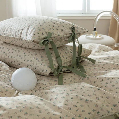 Nature's Embrace Bedding Set