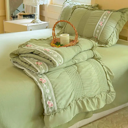 Romantic Ruffle Bedding Set