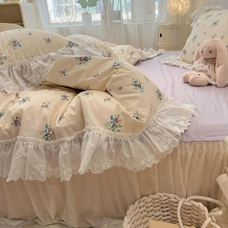 Whimsical Floral Lace Bedding Set / Cream Blossom & Lace