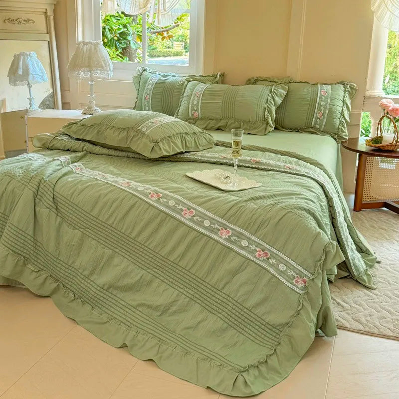 Romantic Ruffle Bedding Set