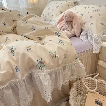 Whimsical Floral Lace Bedding Set / Cream Blossom & Lace