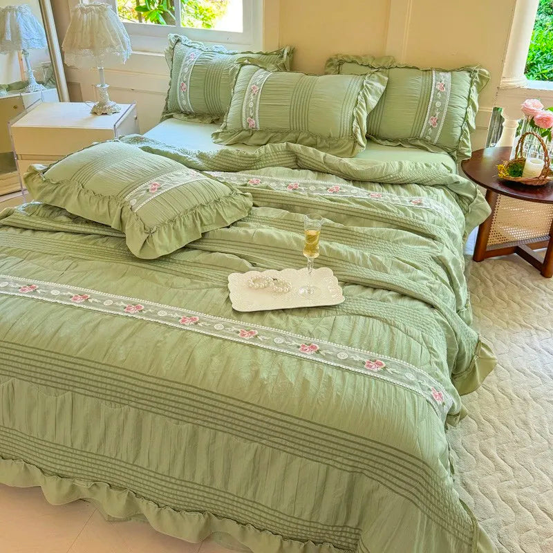 Romantic Ruffle Bedding Set