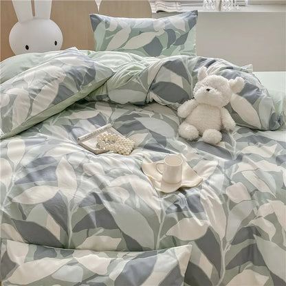 Floral Reversible Cotton Bedding Set / Sage Blue & Mint