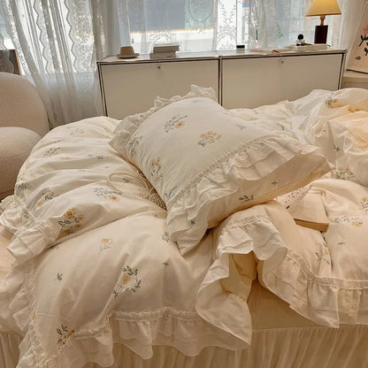 Golden Blossom Bedding Set