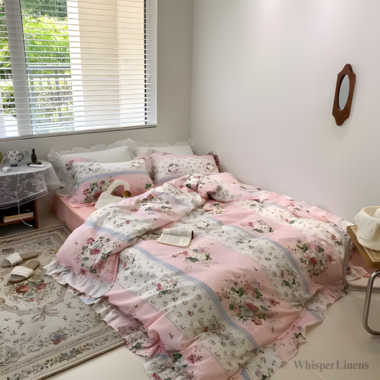 Charming Floral Patchwork Bedding Set