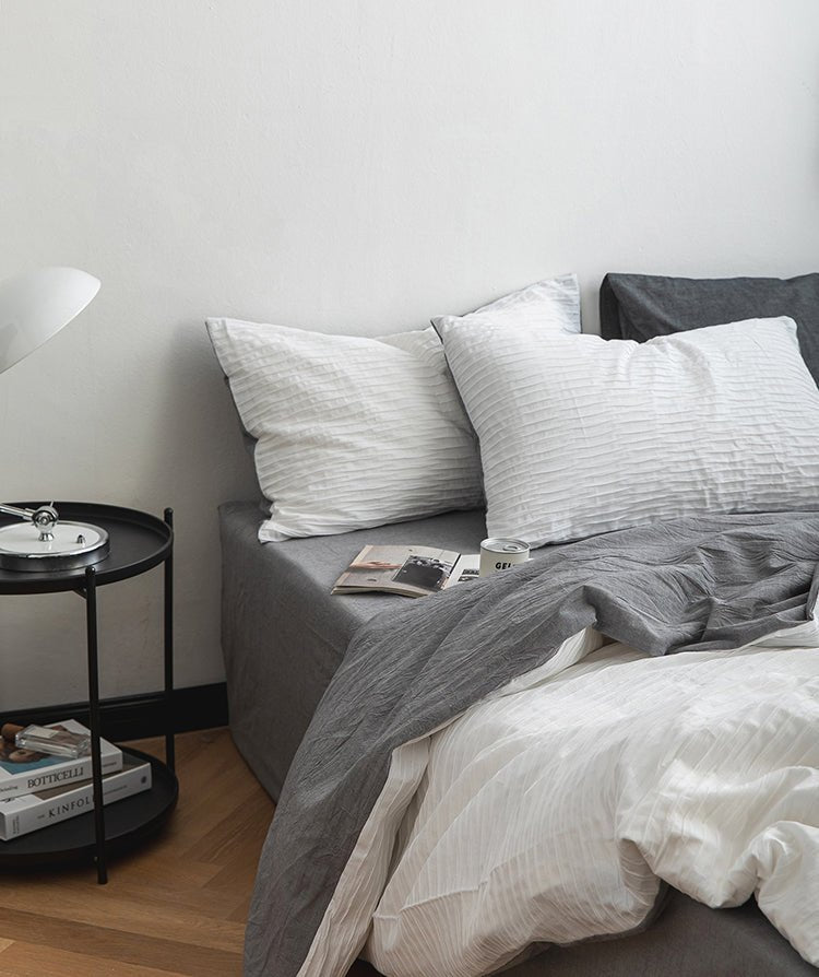 Ashwyn Crinkle Texture Cotton Bedding Set - WhisperLinens