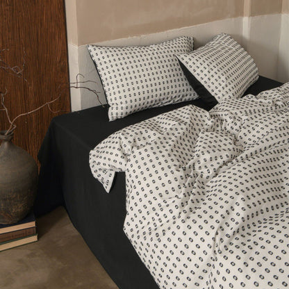Amberlyn Dotted Cotton Bedding Set