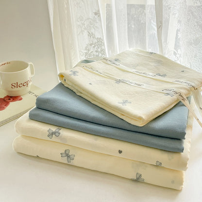 Soft Bow Print Bedding Set