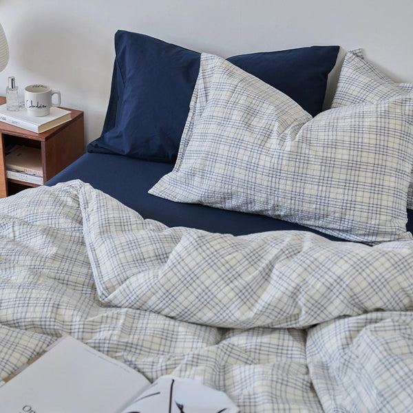 Calloway Fine Grid Plaid Washed Cotton Bedding Set - WhisperLinens