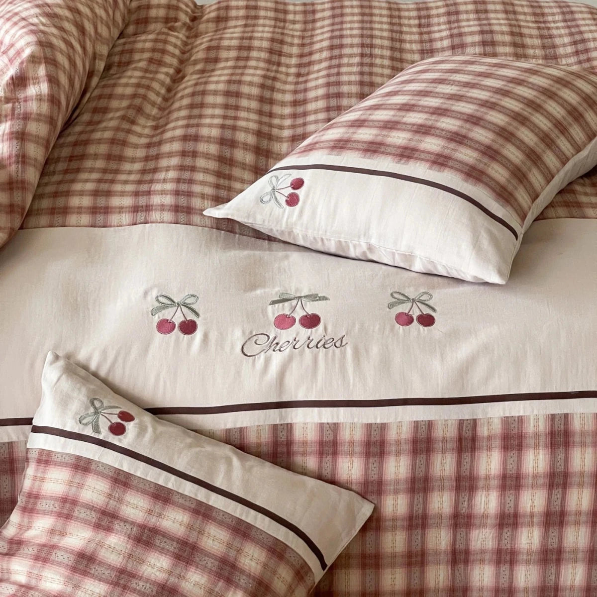 Dusty Rose Cherry Plaid Cotton Bedding Set with Embroidery